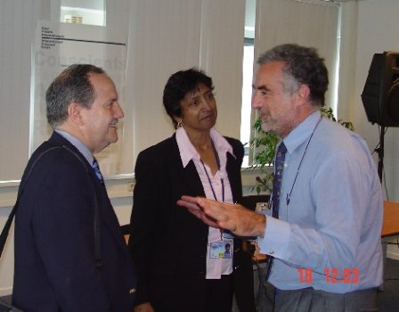 Mr. Juan E. Méndez on the left, with ICC Judge Navi Pillay, and Chief Prosecutor Luis Moreno-Ocampo, in the interim seat of the ICC on 18 August 2004.
