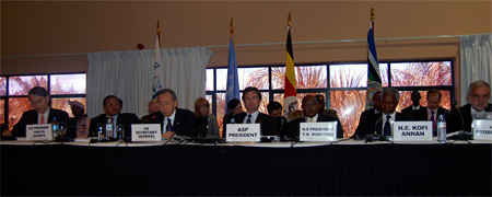 From left to right: ICC President, Judge Sang-Hyun Song, President of the United Republic of Tanzania, Jakaya Kikwete, UN Secretary-General, Ban Ki-moon, ASP President Christian Wenaweser, President of Uganda Yoweri Kaguta Museveni, former UN Secretary-General, Kofi Annan and the ICC Prosecutor Luis Moreno-Ocampo ©ICC-CPI