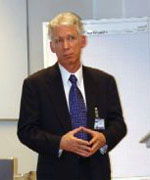 Dr. Andrew Corin presenting the ICC-OTP Guest Lecture at the interim seat of the Court on 13 December 2005.